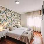 Peregrina 5 Guest house *