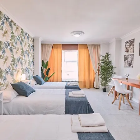 Peregrina 5 Guest house *